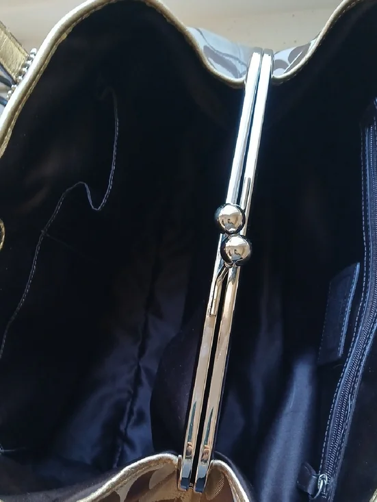 Coach Signature Brown Canvas Tote with Kiss Lock - Picture 5 of 7